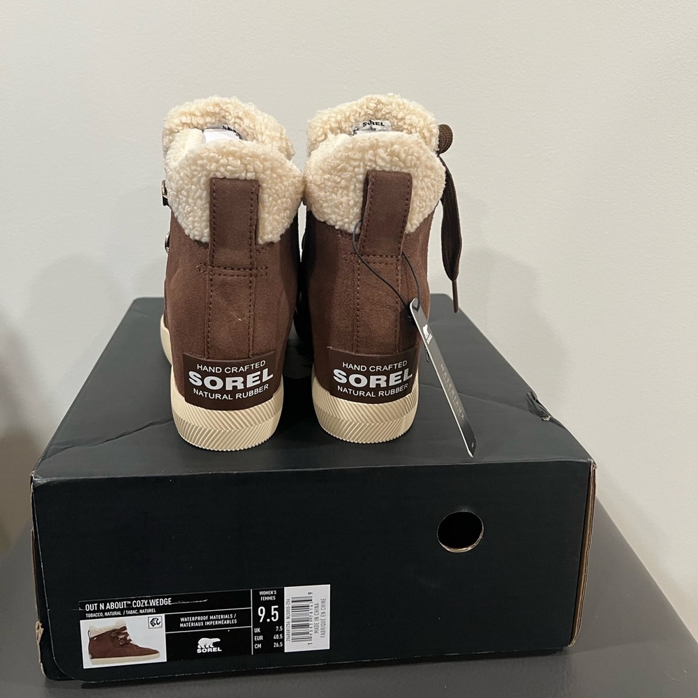 SOREL Out N About Cozy Wedge boot - Picture 10 of 11